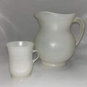 Kool-Aid Man Vintage 2 Qt Pitcher And 1 Matching Drinking Cup Plastic Fast Ship